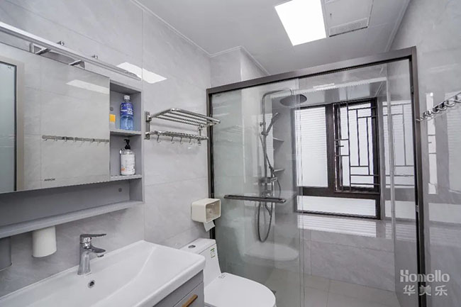 118㎡簡約三居，合理給軟硬裝做減法，打造通透與舒適的戶型